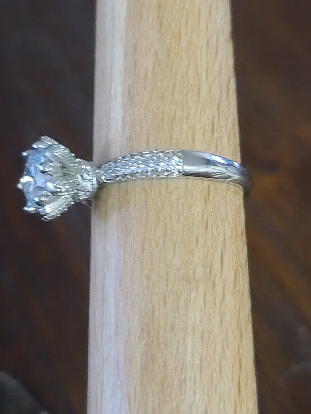 Sterling Silver 925 Solitaire Ring 8.25 - Picture 6 of 9